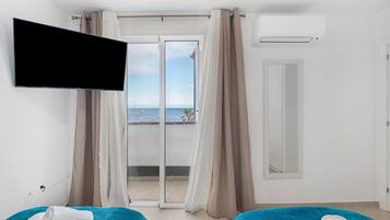 6 bedrooms, free WiFi, bed sheets