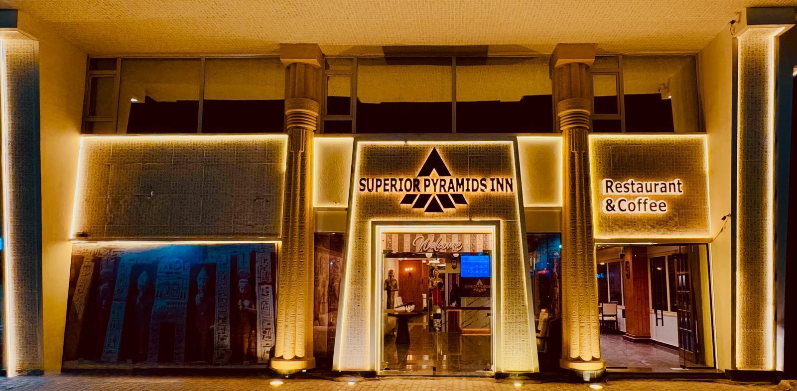 Photo - Superior Pyramids Inn