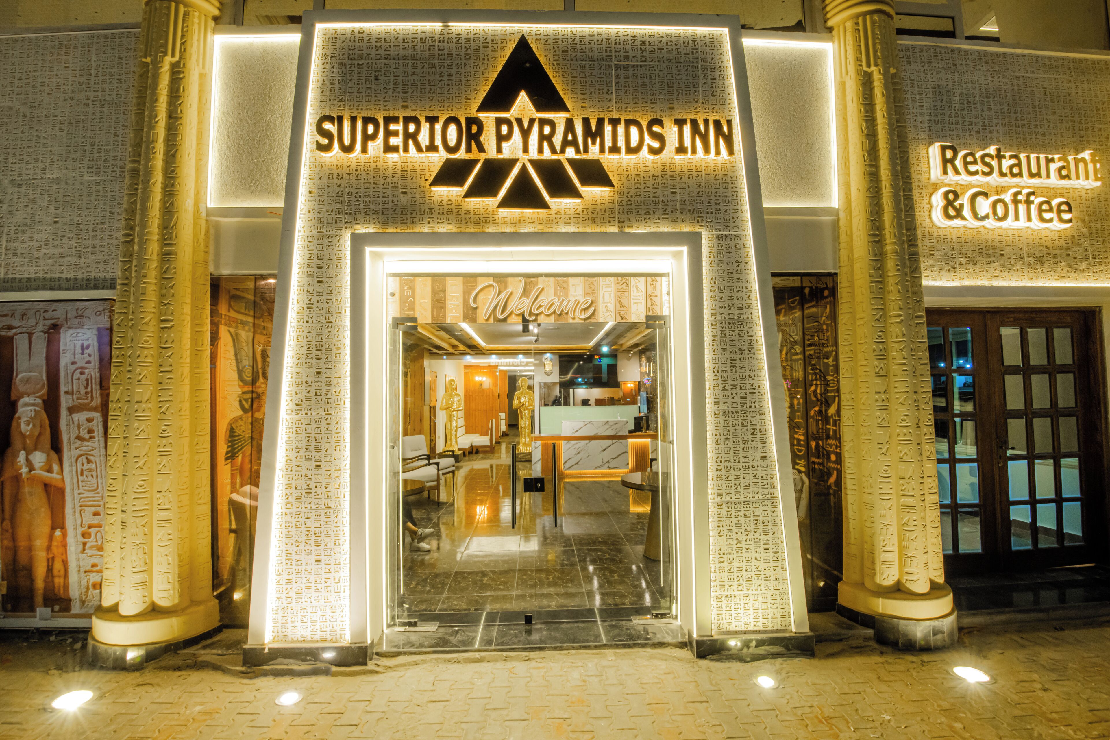 Photo - Superior Pyramids Inn