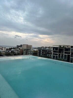 Deluxe Apartment, Balcony, City View | Terrace/patio