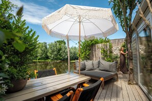 Superior Cabin, Patio | Terrace/patio - LODGE&LOFT  (Sassenheim)