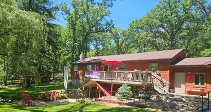 Scaler Energy Field Therapy cozy bedroom in the outskirts of Alexandria Mn.