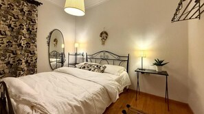 Flat-screen TV - Vasilikis Stone House (Kalabaka)