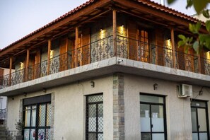 Exterior - Vasilikis Stone House (Kalabaka)