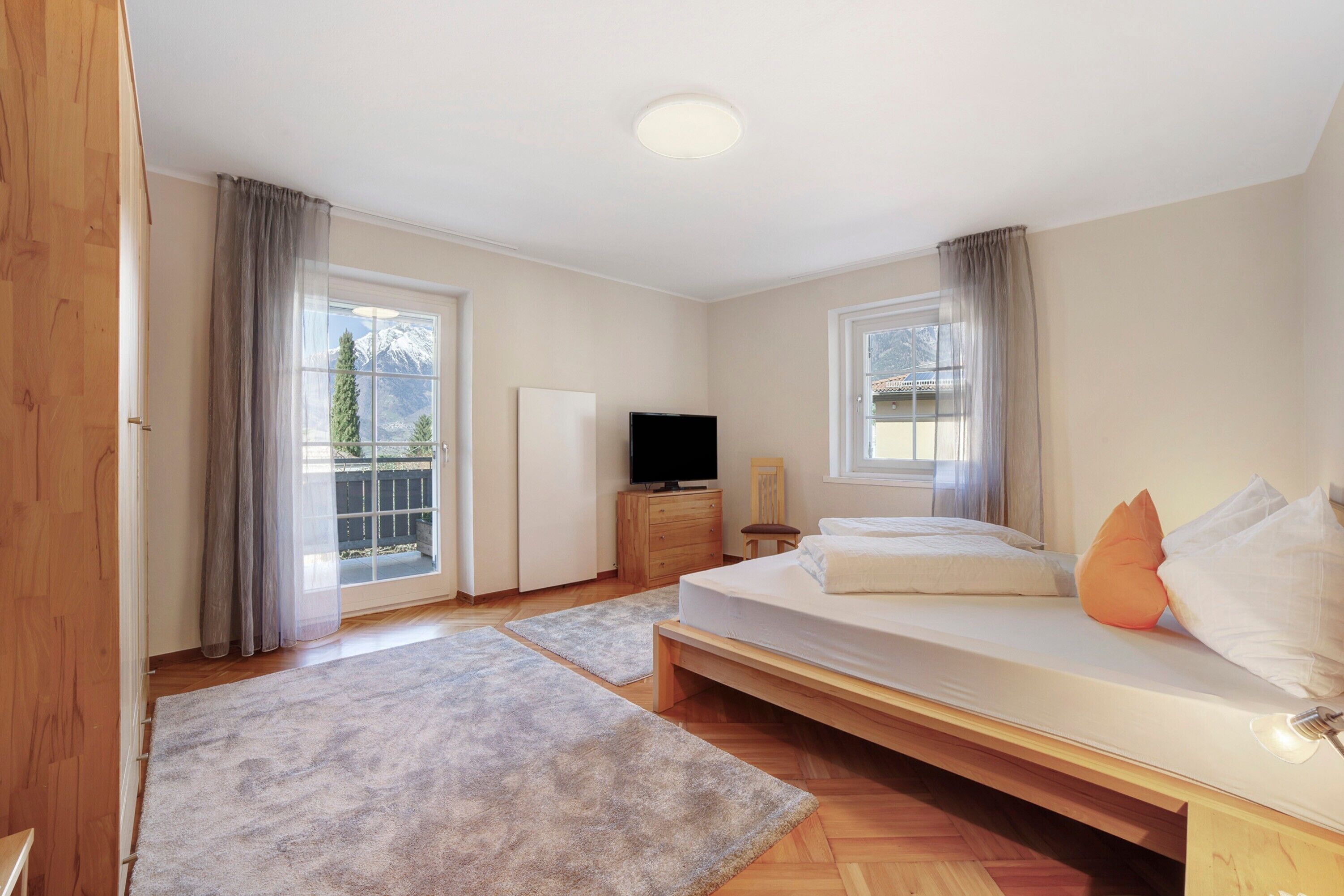 2 bedrooms, free WiFi, bed sheets