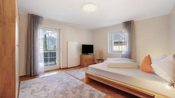 2 bedrooms, free WiFi, bed sheets