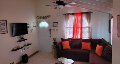 beautiful 2B/2B is located in a gated community in Coral Springs Vallage.