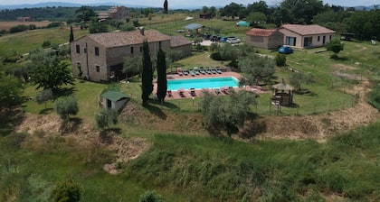 Perugia Farmhouse