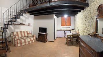 Standard Studio Suite | Living area