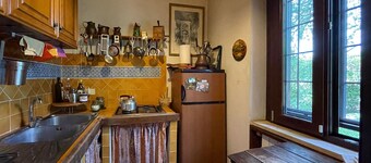 Country House "Tra Lago e Mare a Sud di Roma" with Private Terrace, Private Garden & Wi-Fi