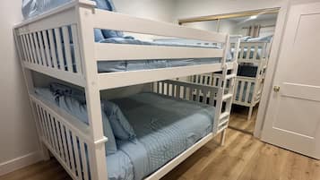 3 chambres, lit parapluie, Wi-Fi, draps fournis