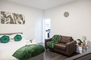 1 chambre, fer et planche à repasser, Wi-Fi gratuit, draps fournis