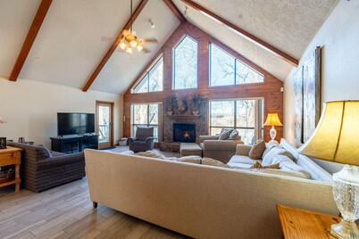 Little Red River Retreat at Dripping Springs Access