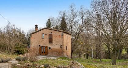 Farmhouse 'Cal Cisteller' with Shared Pool and Private Garden