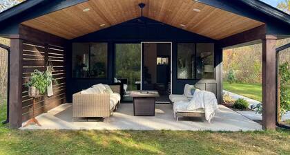 The Nordic Nest- a unique getaway! Close to trails, Menomonie-Stout- 6 miles