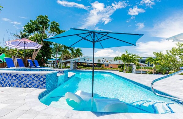 Outdoor pool, a heated pool