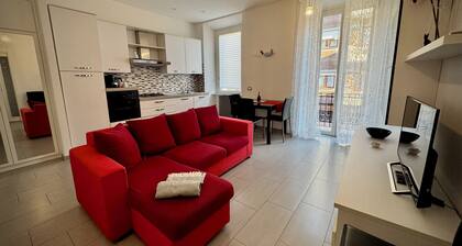 Modern apartment in city center, 5 min. walk from rail station and cruise port.