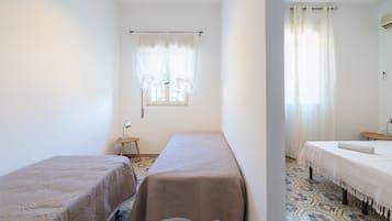 1 chambre, Wi-Fi gratuit, draps fournis