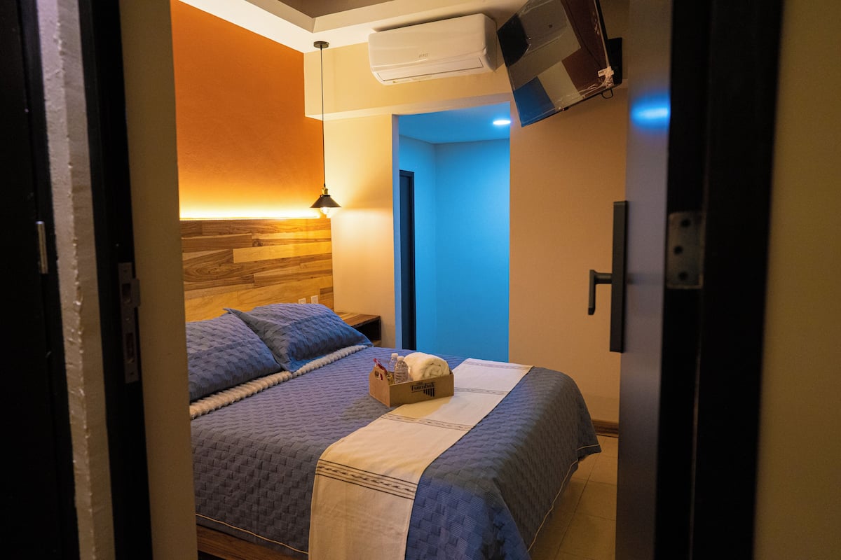 1 habitación, escritorio y wifi gratis