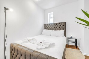 1 makuuhuone, silitysrauta/-lauta, ilmainen Wi-Fi, vuodevaatteet