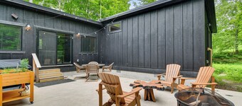 Explore Lakes & Beaches! Creekside Glen Arbor Home