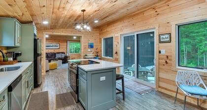 Explore Lakes & Beaches! Creekside Glen Arbor Home
