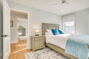 3 habitaciones, escritorio, tabla de planchar con plancha y internet 