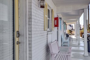 Exterior detail - Walk to Shore: Atlantic Beach Condo w/ Pool Access (Atlantic Beach)