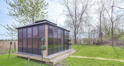 7 Mi to Cedar Point: Retreat w/ Hot Tub & Gazebo