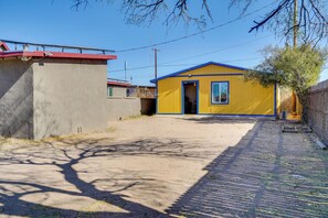 Exterior - 3 Mi to Arizona Stadium: Quiet Tucson Retreat (Tucson)