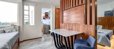 1 bedroom, free WiFi, bed sheets