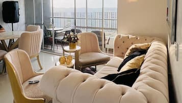 Televisor intel·ligent i estèreo