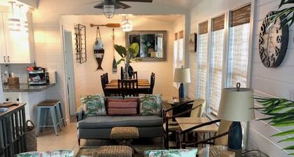 Tranquil 4-bedroom house in Corpus Christi with WiFi and AC