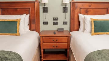 Comfort Twin Room | In-room safe, individually decorated, individually furnished, desk