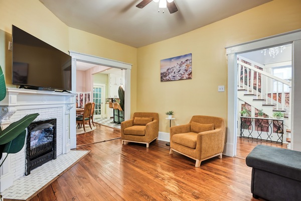 Ask about early check-in before 4 pm or late check-out past 10 am