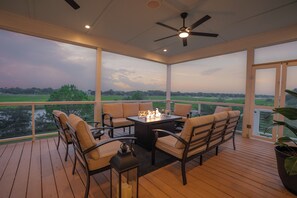 Terrace/patio - 2024 Built Villa - Marshview 10min downtown/Folly (Folly Beach)