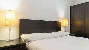 3 Schlafzimmer, Bügeleisen/Bügelbrett, kostenloses WLAN, Bettwäsche