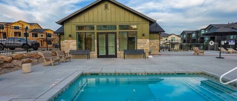 Outdoor pool, a heated pool