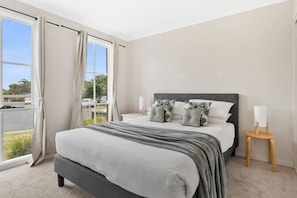 3 bedrooms, desk, iron/ironing board, travel cot