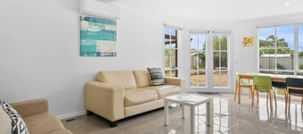 Colonial Retreat – Peaceful, Pet-Friendly Comfort