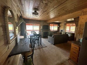 تلفزيون، مدفأة