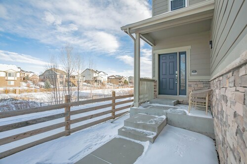 Luxurious Layton:3bds/2.5bath/garage