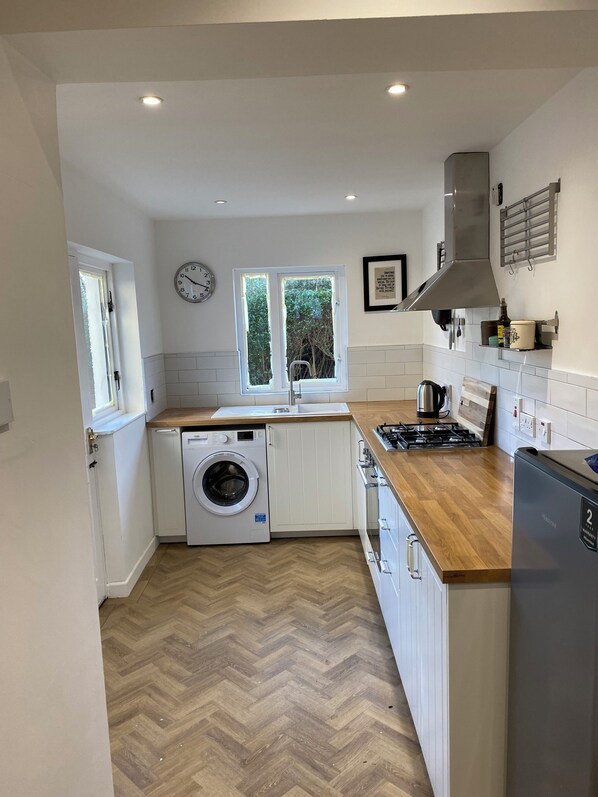 Private kitchen - Ballyhack haven (Belfast)