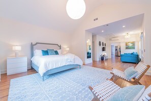 3 chambres, fer et planche à repasser, lit parapluie, Wi-Fi gratuit