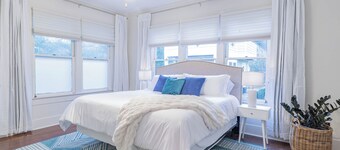 Walkable SoCo Bungalow