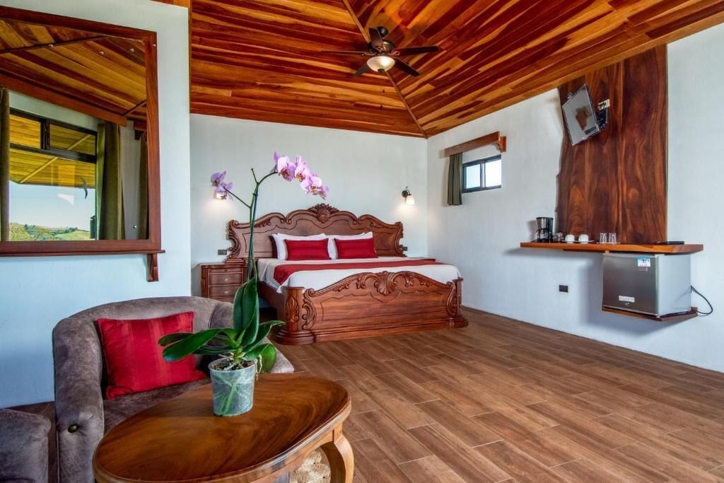 Deluxe Double Room, Balcony, Partial Sea View | Free WiFi