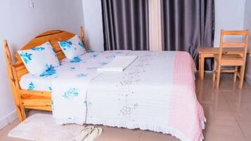 1 bedroom, iron/ironing board, WiFi