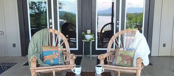 The name says it all! Mountain Sunset Place over Lake Chatuge!