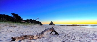 3 MINUTE WALK TO BEACH from 'Ocean Whisper Retreat'