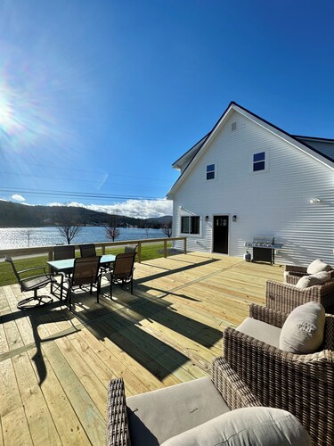 NEW! Lakeside Farmhouse with Trail Access